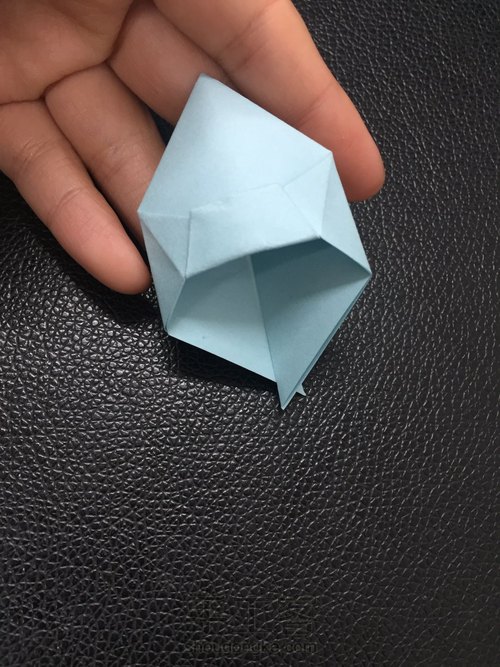 高跟鞋折纸教程 第19步