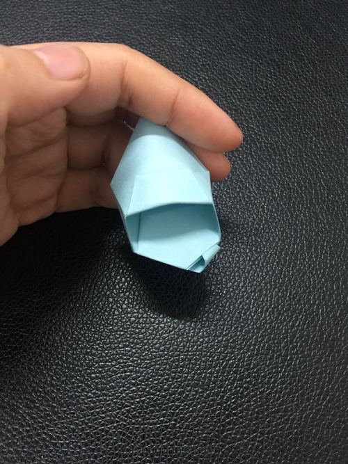 高跟鞋折纸教程 第26步