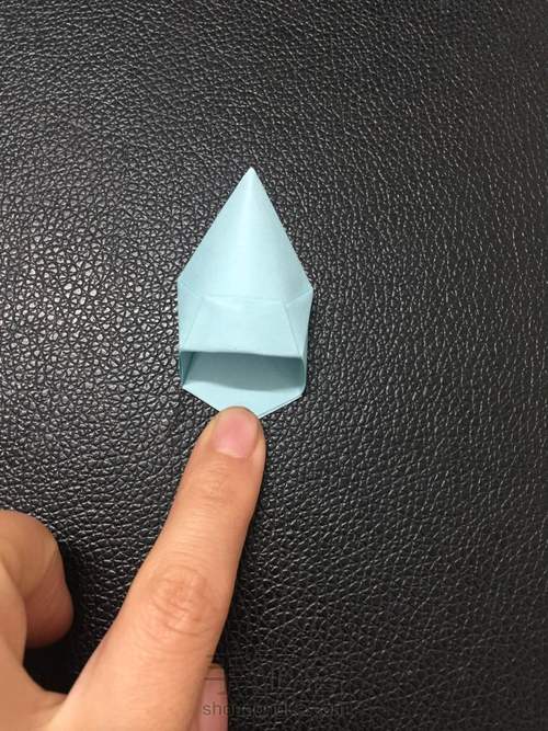 高跟鞋折纸教程 第27步
