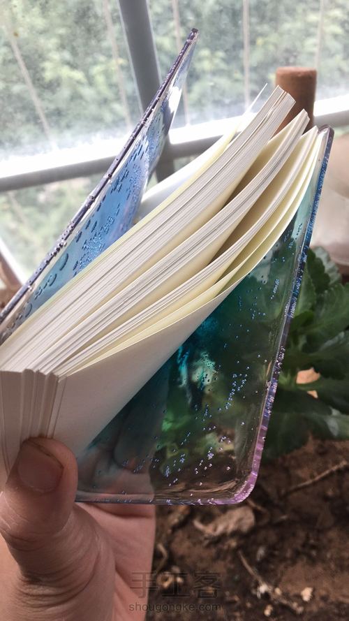 滴胶手帐本 第3步