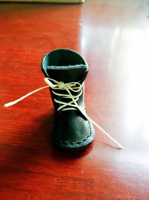 给你一只鞋,送你离开,千里之外。 第3步