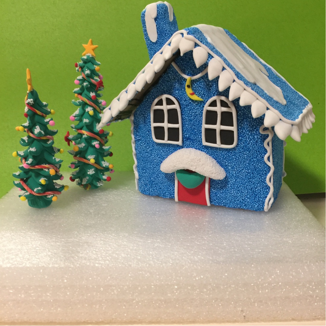 圣诞节要到了，和孩子一起做一个圣诞小屋吧