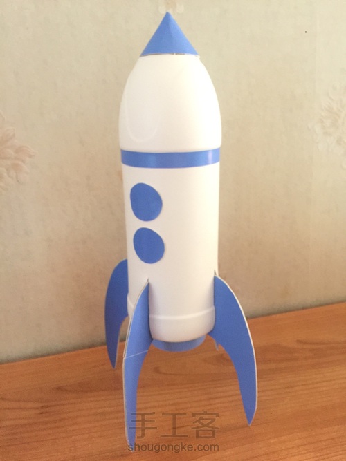 （原创）废旧塑料瓶制作火箭 第17步