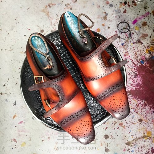 一双鞋、一种染色、一种护理、一种穿着 第18步