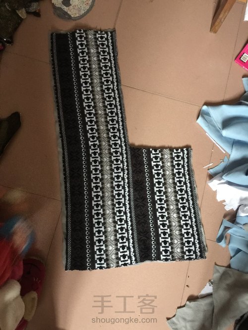 宝宝大人连体冬帽 第1步