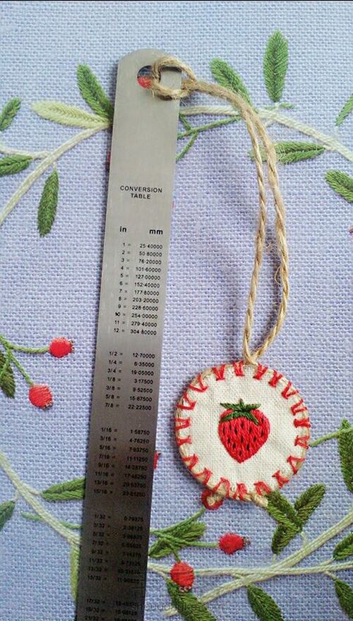 清新可爱的刺绣小吊件 第16步