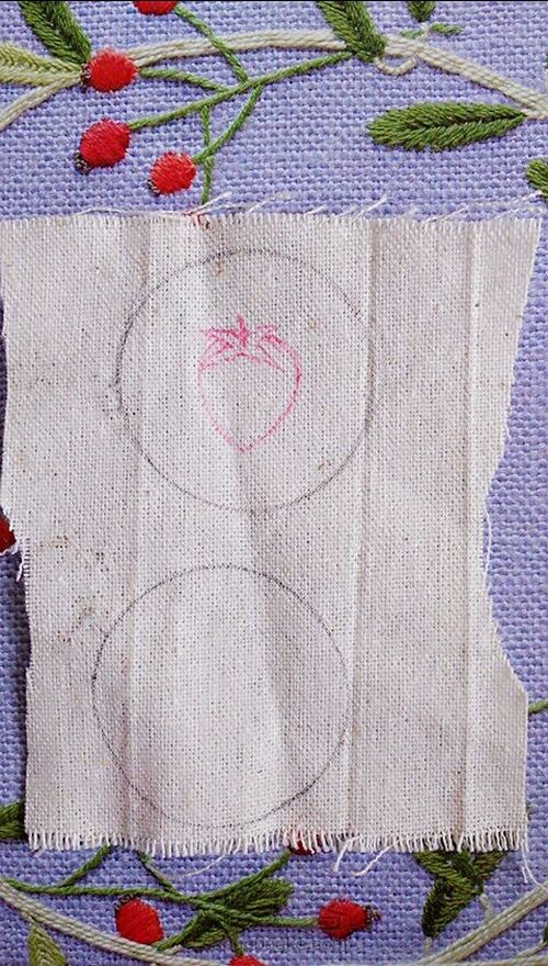 清新可爱的刺绣小吊件 第2步