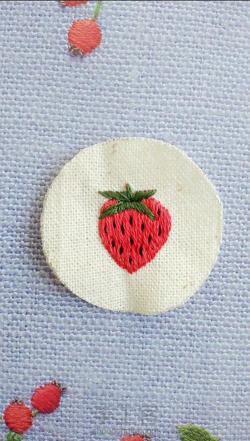 清新可爱的刺绣小吊件 第4步