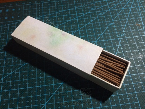 【原创】简单美观的小礼盒 第16步