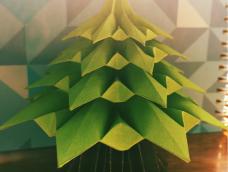 延续上一教程中圣诞树树干部分折法，圣诞树折法可到我空间查看，非原创