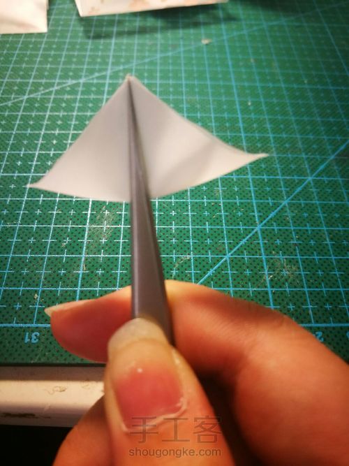 脑洞大开的细工花手机壳 第1步