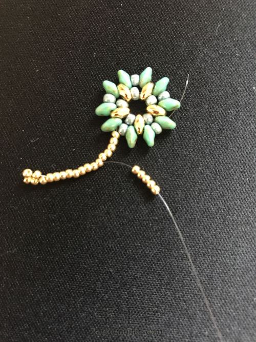 串珠耳环 第11步