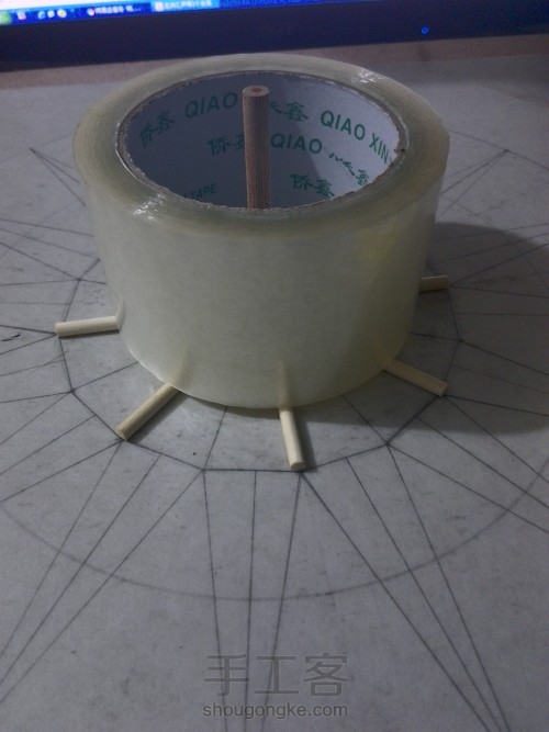摩天轮模型（一次性筷子、烧烤竹签第二次制作，既能转动又有灯） 第6步