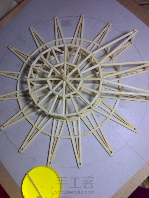 摩天轮模型（一次性筷子、烧烤竹签第二次制作，既能转动又有灯） 第26步