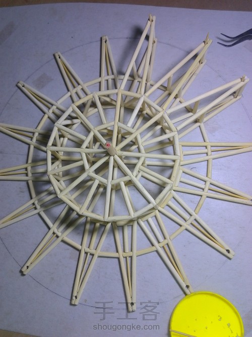 摩天轮模型（一次性筷子、烧烤竹签第二次制作，既能转动又有灯） 第27步