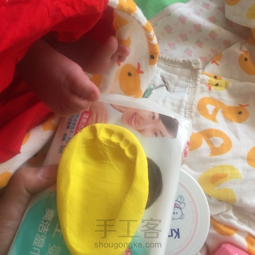 宝宝手脚印画 海底世界 第14步