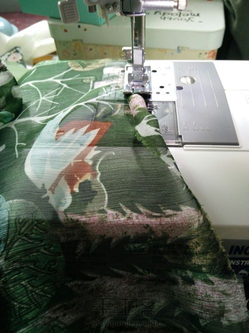 做一条炒鸡显高的齐腰襦裙 第13步