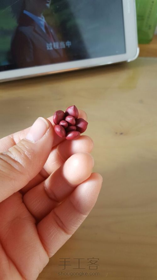 软陶多肉盆栽血色因地卡 第11步