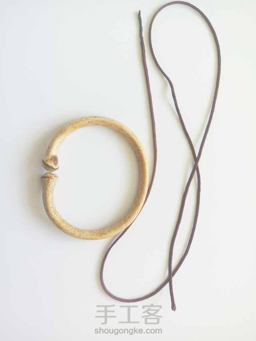 做藤的老师。手工绕线教程 第2步