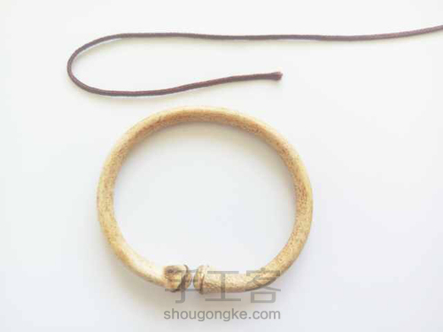 做藤的老师。手工绕线教程 第3步