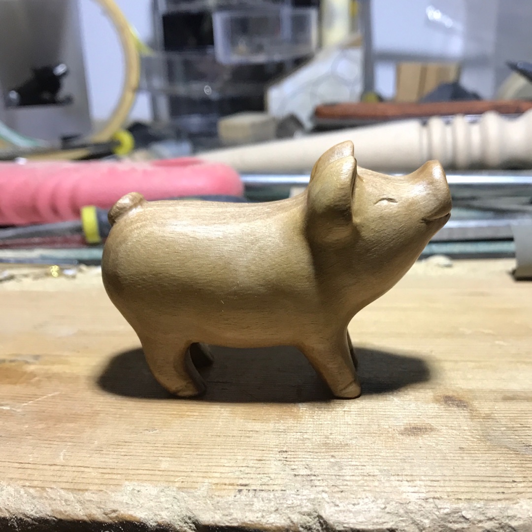 橄榄木雕小猪