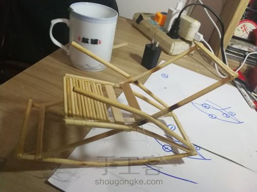 简易时尚摇椅 第8步