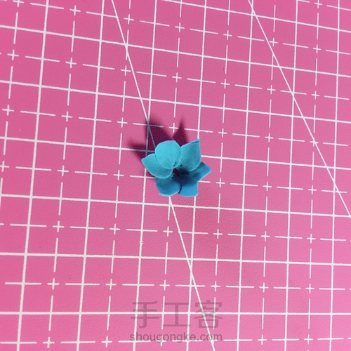 衣服装饰花 第7步