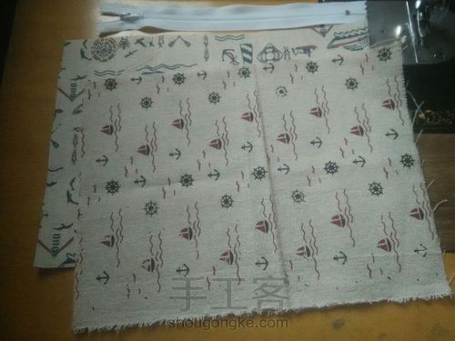 布艺笔袋文具盒 第1步