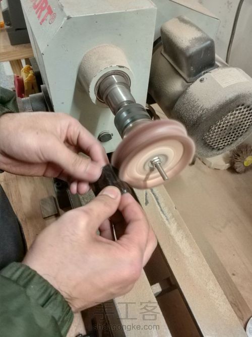 帅气的木质打火机 第10步