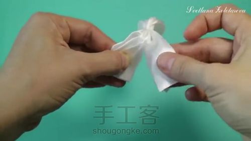 丝带蝴蝶结头饰 第32步