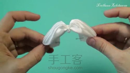 丝带蝴蝶结头饰 第35步