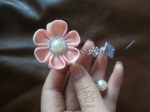 流苏胸针 第1步