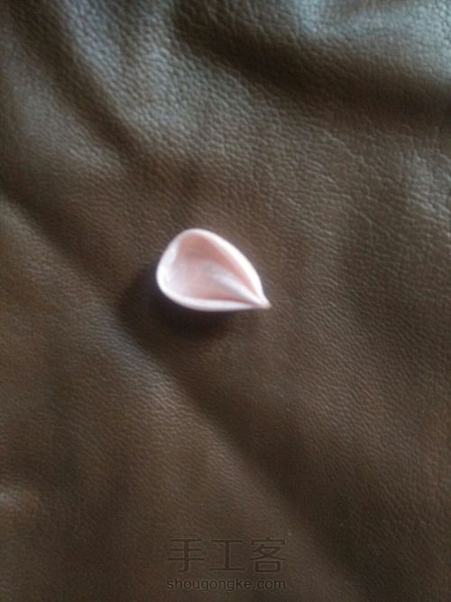 流苏胸针 第13步