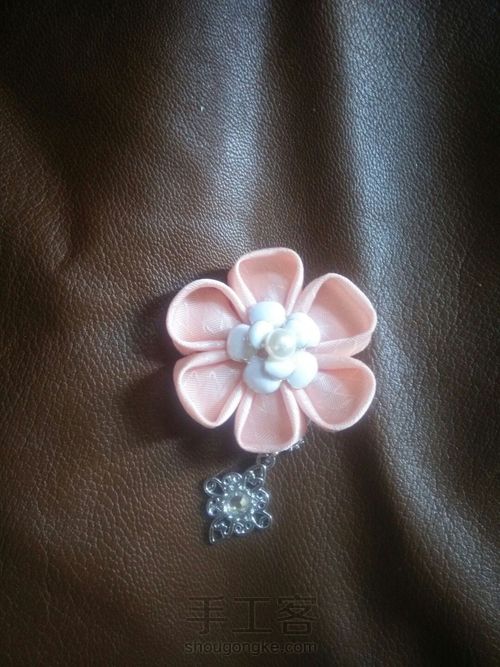 流苏胸针 第18步