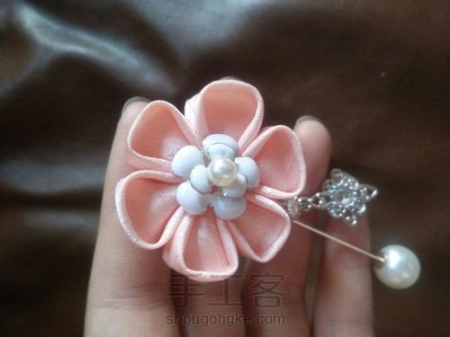 流苏胸针 第19步