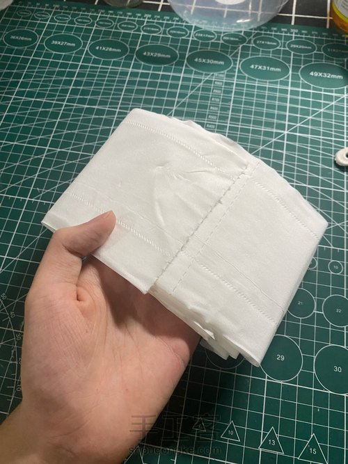 纸巾玫瑰 第3步
