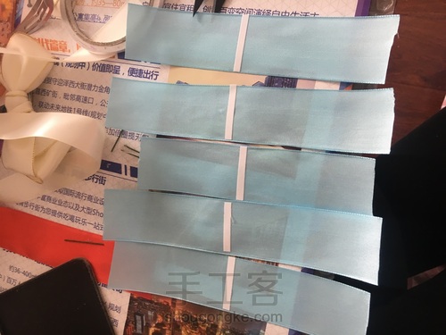 蓝色蝴蝶结发饰 第1步