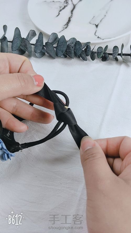 进口鹿皮绒花朵皮圈 第13步