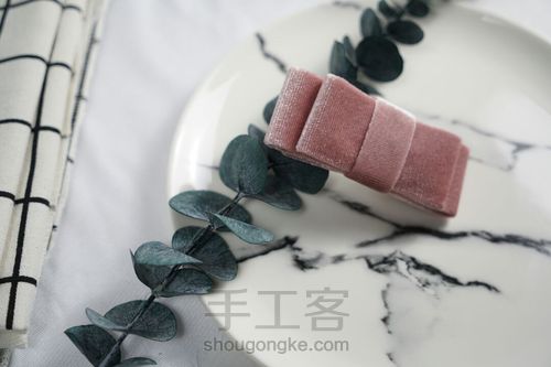 简约丝绒半发夹 第15步