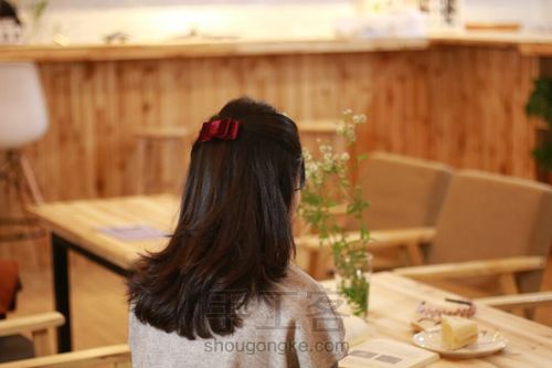 简约丝绒半发夹 第18步