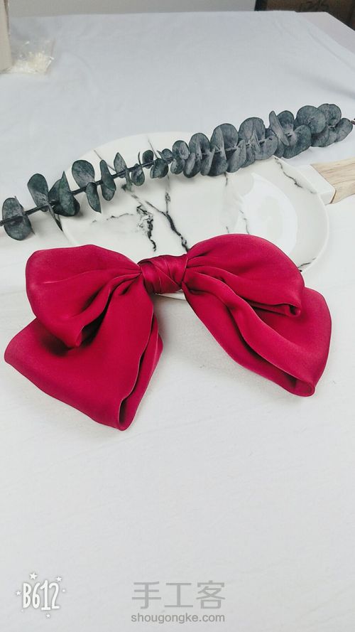 缎面大蝴蝶结 第16步