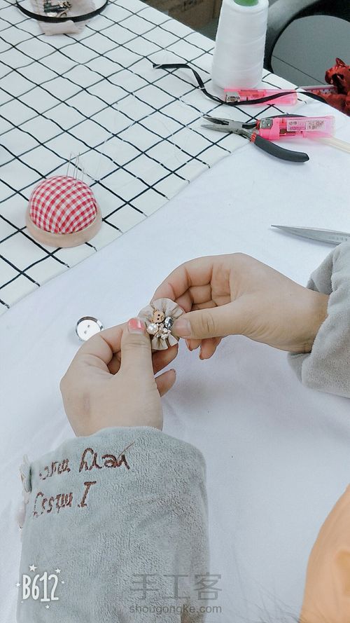 可爱小熊胸针 第11步