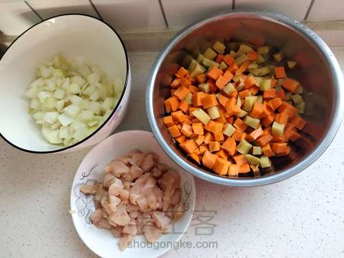 百分百成功的咖喱鸡块做法 第2步