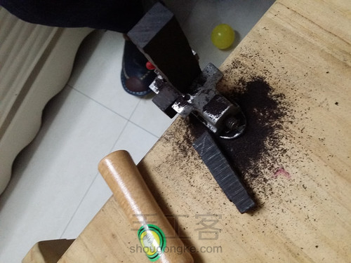 顾客定制——紫光檀挂坠 第2步