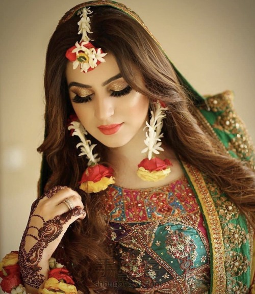 【宁·圖集】精致的巴基斯坦刺绣礼服 第2步