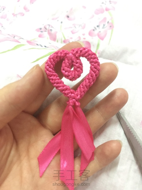 丝带心形挂饰 第11步