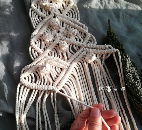 Macrame   圣诞树系列十二甜蜜蜜 第18步