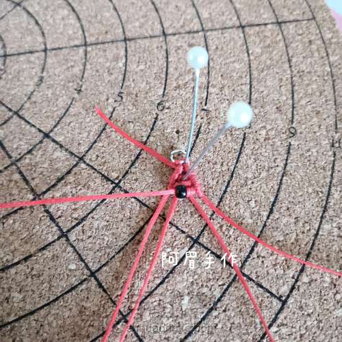 绳编耳坠—小西瓜 第11步