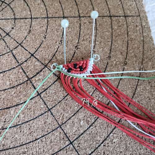 绳编耳坠—小西瓜二 第15步