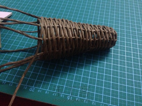 纸滕花篓 第3步